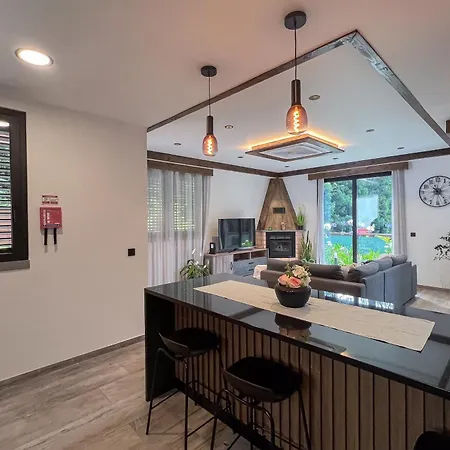 Casa Requinte - Jacuzzi Semesterbostad