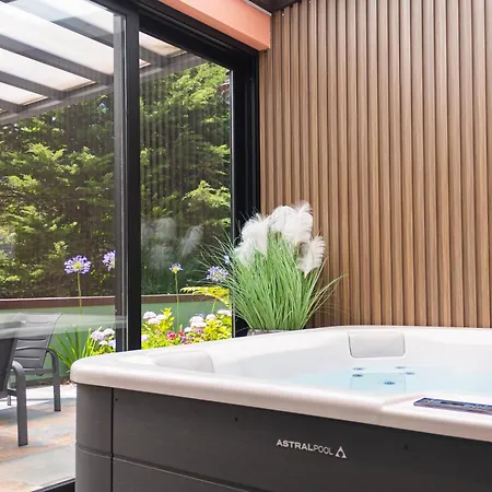 Casa Requinte - Jacuzzi Semesterbostad *