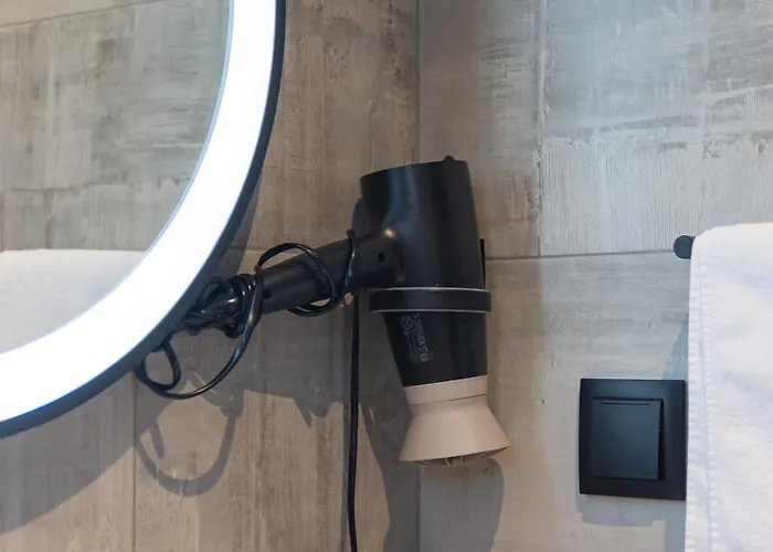 Casa Requinte - Jacuzzi Arco da Calheta (Madeira)