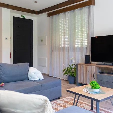 Casa Requinte - Jacuzzi Arco da Calheta (Madeira)