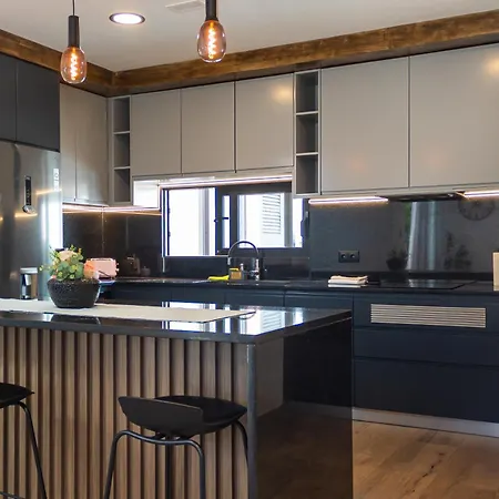 Casa Requinte - Jacuzzi * Arco da Calheta (Madeira)