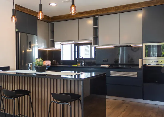 Casa Requinte - Jacuzzi * アルコ・ダ・カリェタ